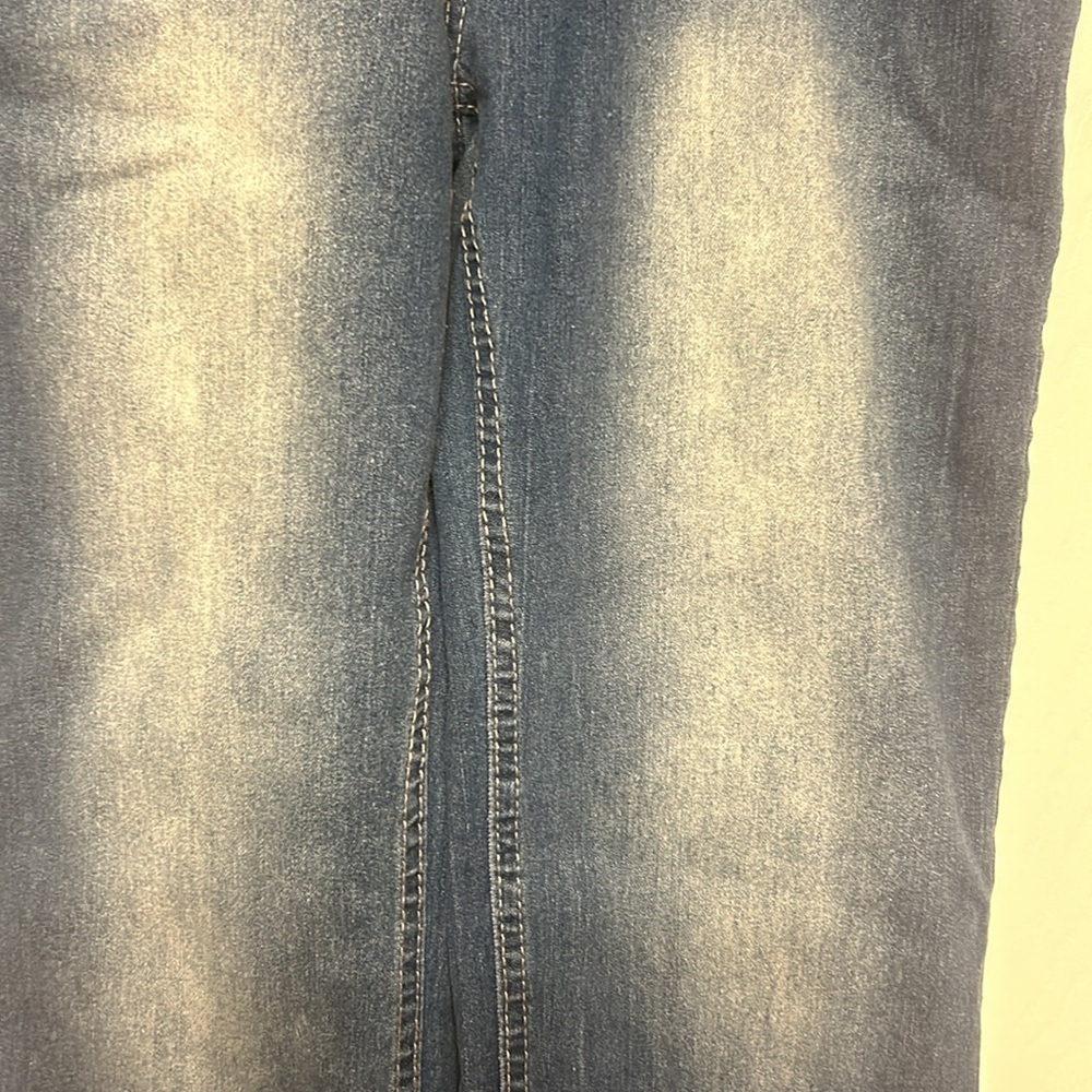 Jeans 💥 - Picture 6 of 11